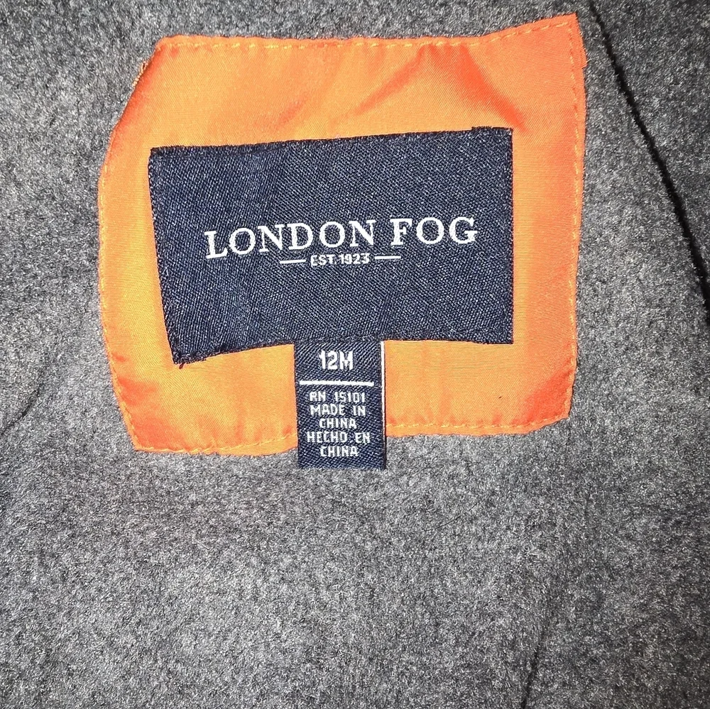 London Fog Zip front with snaps